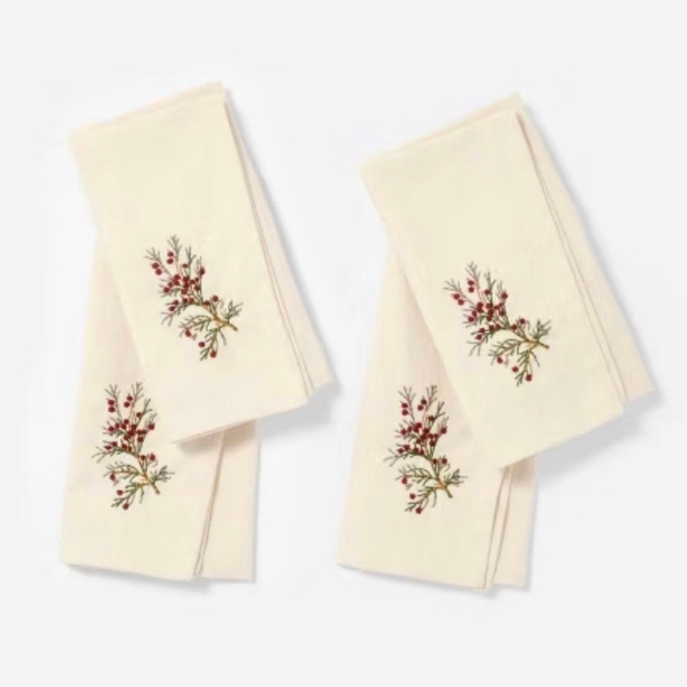 4 Pack Embroidered Wreath Cloth Napkins - Threshold Studio McGee